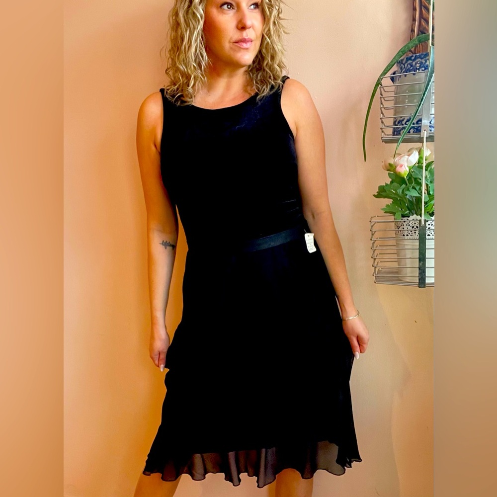 Classic Black Layered Ruffle Hem Knee Length Skirt